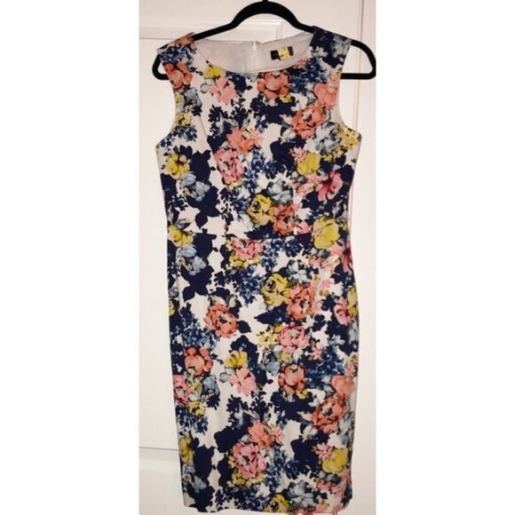 ✨HP 4-16-18✨Floral Printed Sheath Dress✨ - Picture 4 of 8